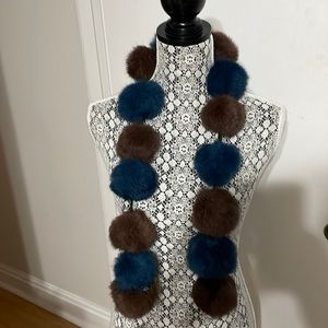 ⬇️Price Drop⬇️ Firenze collection Fur Pom Pom scarf